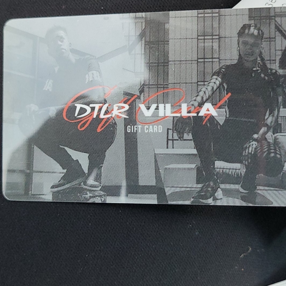 DTLR  GIFE CARD